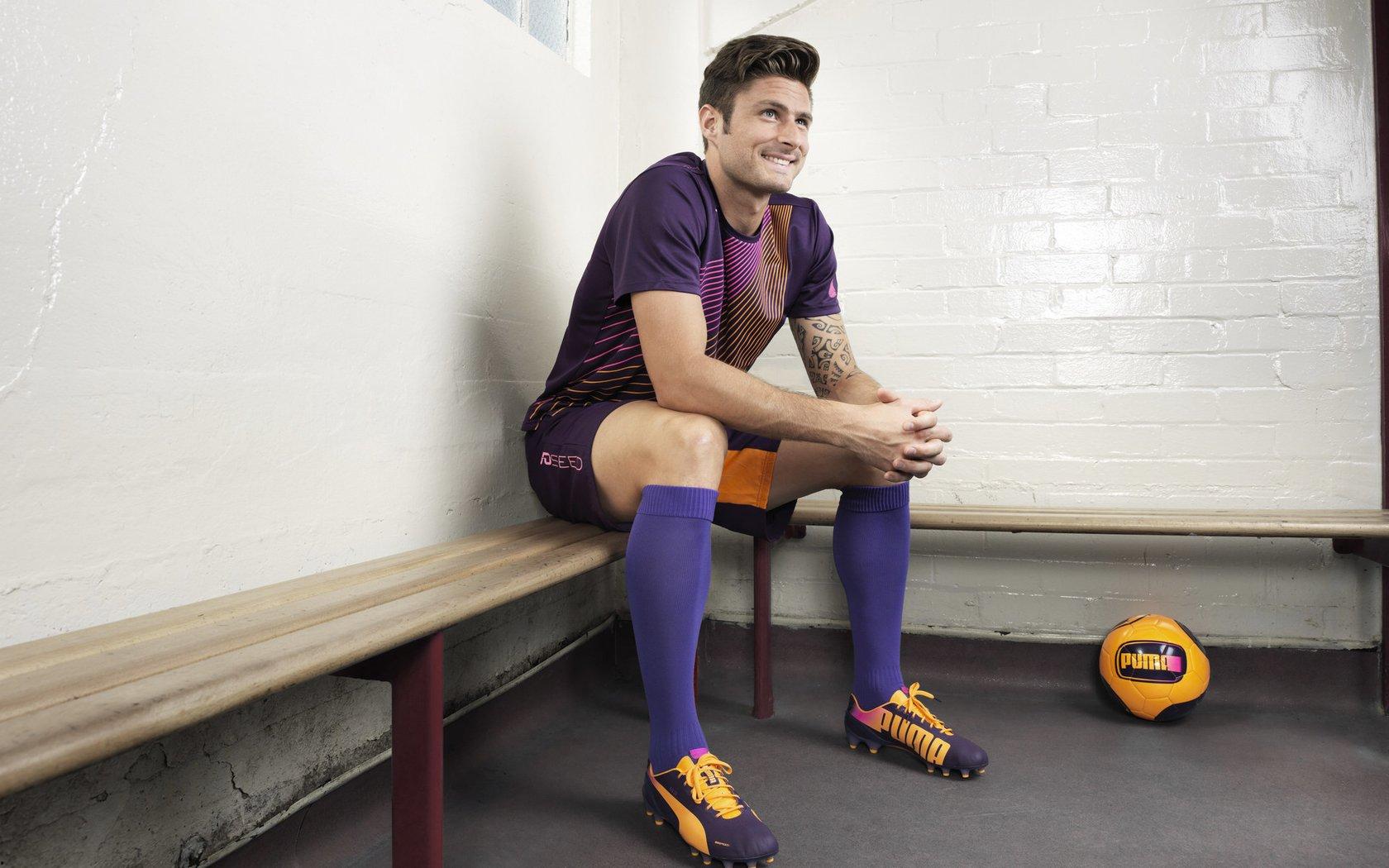 塞斯科重磅转会纽卡,7000万至8000万欧天价交易引爆足坛