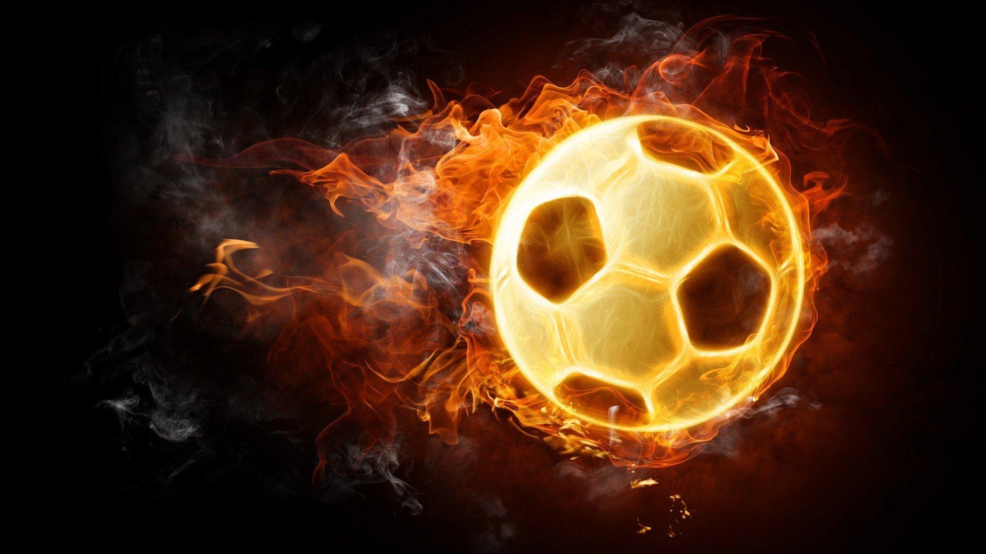 姆巴佩失控怒斥莱万又一个无耻之徒！球迷热议，另一个是谁？赛场矛盾引爆舆论